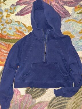 Lululemon Blue Half-Zipped Cropped Scuba